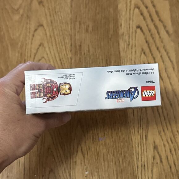 LEGO Marvel Avengers Iron Man Mech 76140 NEW Box RETIRED - Picture 3 of 6